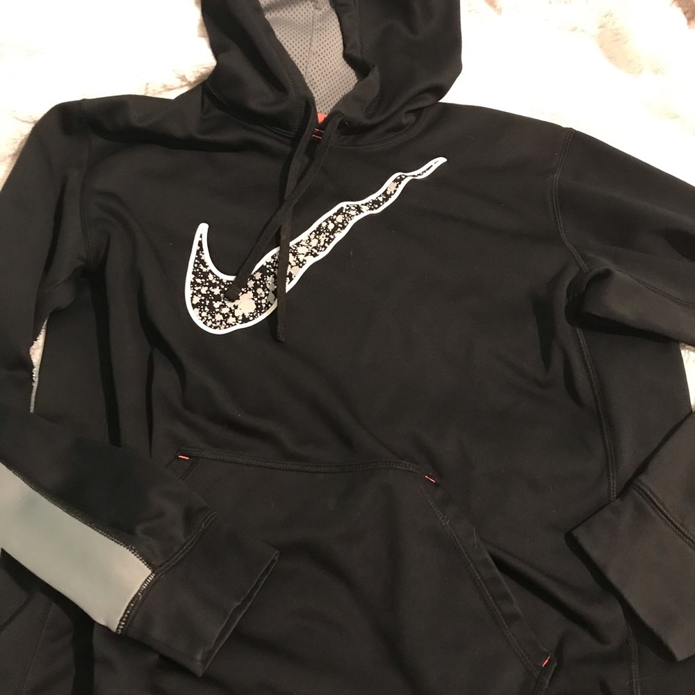 Men’s large Nike hoodie